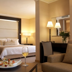 Galaxy Hotel Iraklio 5* Представительский люкс с различными типами кроватей
