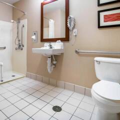 Comfort Inn & Suites Orem - Provo in Orem, United States of America from 106$, photos, reviews - zenhotels.com bathroom