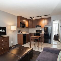 Отель Sandman Suites Vancouver on Davie Канада, Ванкувер - отзывы, цены и фото номеров - забронировать отель Sandman Suites Vancouver on Davie онлайн фото 8