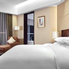 Sheraton Guangzhou Hotel комната для гостей фото 4