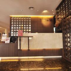 Отель Zen Rooms Basic Chinatown Bangkok Бангкок интерьер отеля
