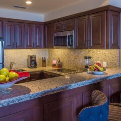 Отель Suites at Grand Solmar Land's End Resort and Spa в номере