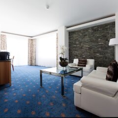Отель Turmhotel Victoria Швейцария, Давос - отзывы, цены и фото номеров - забронировать отель Turmhotel Victoria онлайн интерьер отеля фото 2