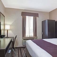 Отель Days Inn by Wyndham Jamaica / JFK Airport комната для гостей фото 3