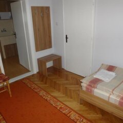 Отель Guest Rooms Donovi Болгария, Варна - отзывы, цены и фото номеров - забронировать отель Guest Rooms Donovi онлайн комната для гостей фото 2