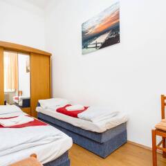 Апартаменты Like Home - Opera Apartments вид на фасад