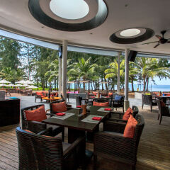 Отель Holiday Inn Resort Phuket Mai Khao Beach пляж Май Кхао питание