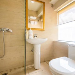 Отель Holiday Apartment Hotel Китай, Шэньчжэнь - отзывы, цены и фото номеров - забронировать отель Holiday Apartment Hotel онлайн ванная фото 2