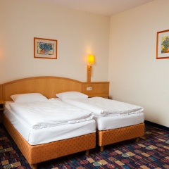 Hotel Partner in Warsaw, Poland from 96$, photos, reviews - zenhotels.com guestroom photo 2
