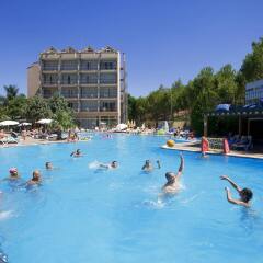 Отель Kervansaray Marmaris бассейн