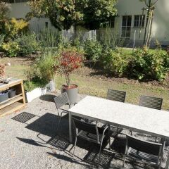 Отель AirHosted - Zurich Vacation Home Rentals