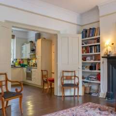 Отель Spacious 2 Bedroom Flat Near Kings Cross and Angel Лондон фото 7