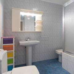 Отель El Sauce by People Rentals Испания, Сан-Себастьян - отзывы, цены и фото номеров - забронировать отель El Sauce by People Rentals онлайн ванная