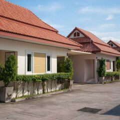 Отель Smile Resort Sriracha