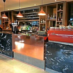 Clayton Hotel Chiswick гостиничный бар