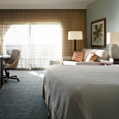 Отель Grand Cayman Marriott Beach Resort Каймановы острова, Севен-Майл-Бич - отзывы, цены и фото номеров - забронировать отель Grand Cayman Marriott Beach Resort онлайн с домашними животными