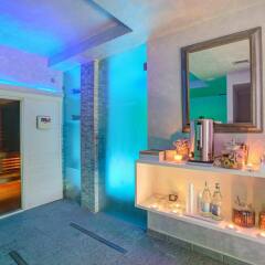 Отель Ferretti Beach Resort Римини сауна