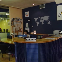 Отель Albergue Juvenil Madrid San Fermin гостиничный бар
