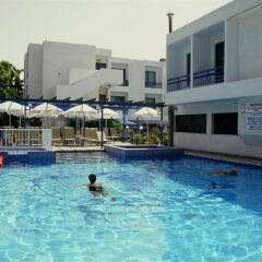 Nereus Hotel бассейн фото 3
