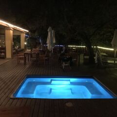 Отель Riverside Lodge с домашними животными