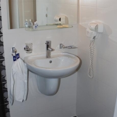 Отель Mountview Lodge Hotel Болгария, Банско - отзывы, цены и фото номеров - забронировать отель Mountview Lodge Hotel онлайн ванная фото 2