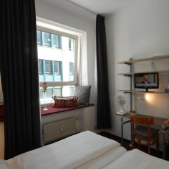 Отель Pension Am Jakobsplatz Мюнхен комната для гостей фото 4