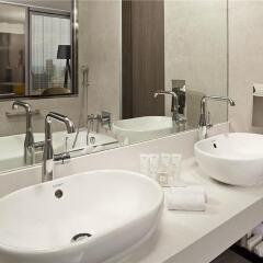Отель The Level At Melia Barcelona Sky ванная