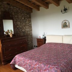 Отель Holiday House Petrarca Италия, Региональный парк Colli Euganei - отзывы, цены и фото номеров - забронировать отель Holiday House Petrarca онлайн комната для гостей фото 2