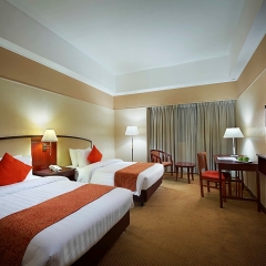 Отель Berjaya Makati Hotel Филиппины, Макати - отзывы, цены и фото номеров - забронировать отель Berjaya Makati Hotel онлайн комната для гостей фото 5