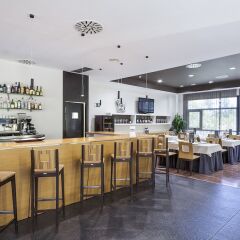 Отель Aparthotel Attica 21 Vallés гостиничный бар
