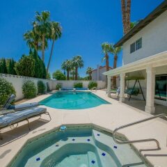 Отель Luxurious 5BR near Las Vegas Strip США, Лас-Вегас - отзывы, цены и фото номеров - забронировать отель Luxurious 5BR near Las Vegas Strip онлайн бассейн фото 7