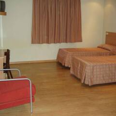 Отель Hostal Apolo комната для гостей