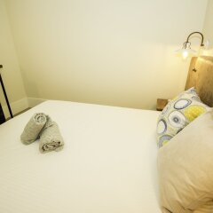 Отель Guest H4U Flores Almada City center Порту ванная