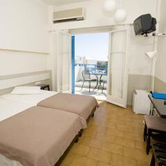 Отель Kamari Beach Hotel Греция, Остров Санторини - отзывы, цены и фото номеров - забронировать отель Kamari Beach Hotel онлайн комната для гостей