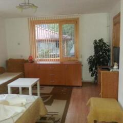 Отель Guest House Stoletnika Чепеларе комната для гостей фото 5