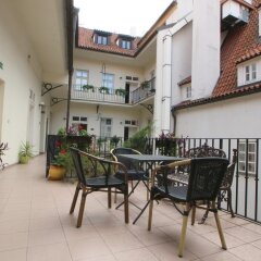 Отель Metamorphis Hotel Чехия, Прага - 8 отзывов об отеле, цены и фото номеров - забронировать отель Metamorphis Hotel онлайн балкон