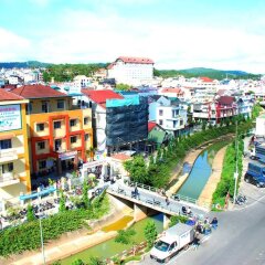 Отель Phu Quy Далат бассейн