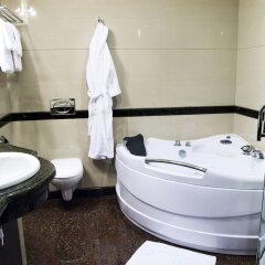 Ambasador Centrum Hotel Lodz in Lodz, Poland from 114$, photos, reviews - zenhotels.com bathroom