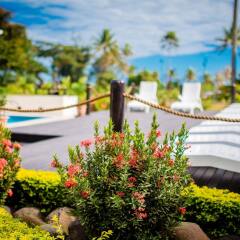 Tanoa Rakiraki Hotel пляж