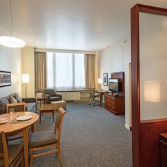 Отель Le Square Phillips Hotel And Suites Канада, Монреаль - отзывы, цены и фото номеров - забронировать отель Le Square Phillips Hotel And Suites онлайн комната для гостей фото 5
