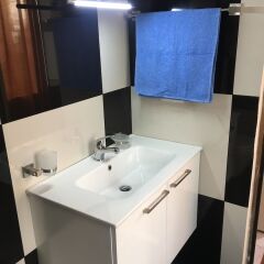 Отель Tirana Apartment Албания, Тирана - отзывы, цены и фото номеров - забронировать отель Tirana Apartment онлайн ванная фото 2