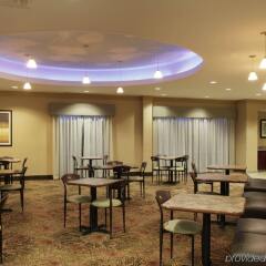 Отель Comfort Suites Cicero фото 2
