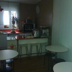 Отель Hostal Riesco питание