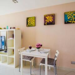 Отель The View Cosy Beach by Pattaya Sunny Rentals в номере