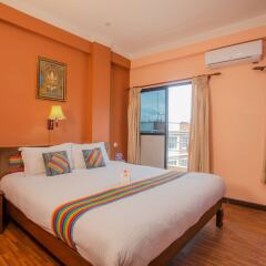 Отель OYO 11468 Kathmandu Embassy Hotel Непал, Катманду - отзывы, цены и фото номеров - забронировать отель OYO 11468 Kathmandu Embassy Hotel онлайн комната для гостей фото 3