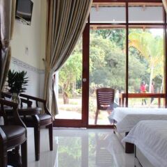 Отель Hoa Nhat Lan Bungalow балкон