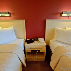 Отель Red Roof Inn PLUS+ Miami Airport комната для гостей фото 3