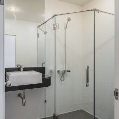 Отель Condo in Karon in Chic Condo (Unit B708) ванная фото 2