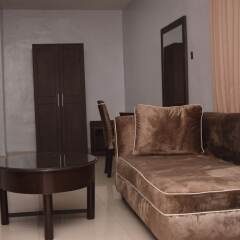 Pelican Hotel Lekki сейф в номере
