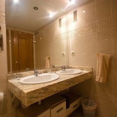 Апартаменты Oceanografic & Spa Apartments ванная